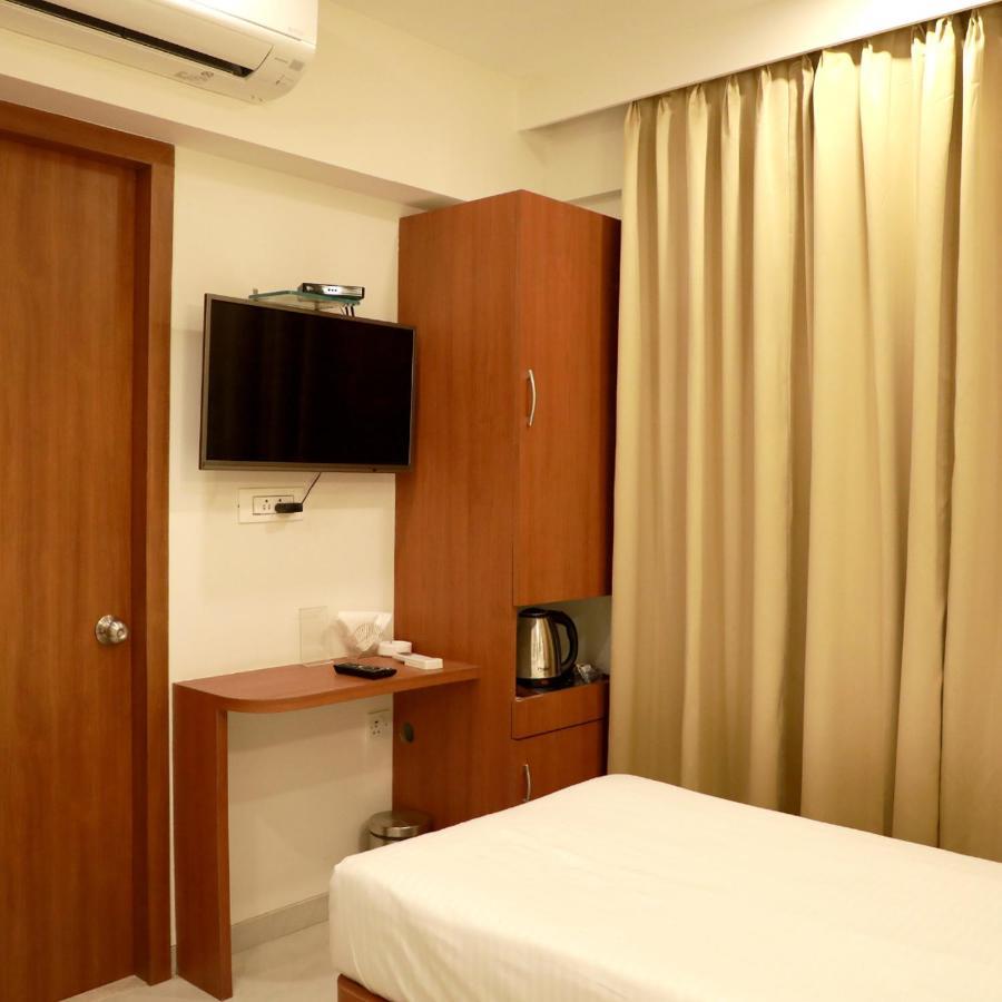 Hotel Lords, Fort Мумбаї Екстер'єр фото